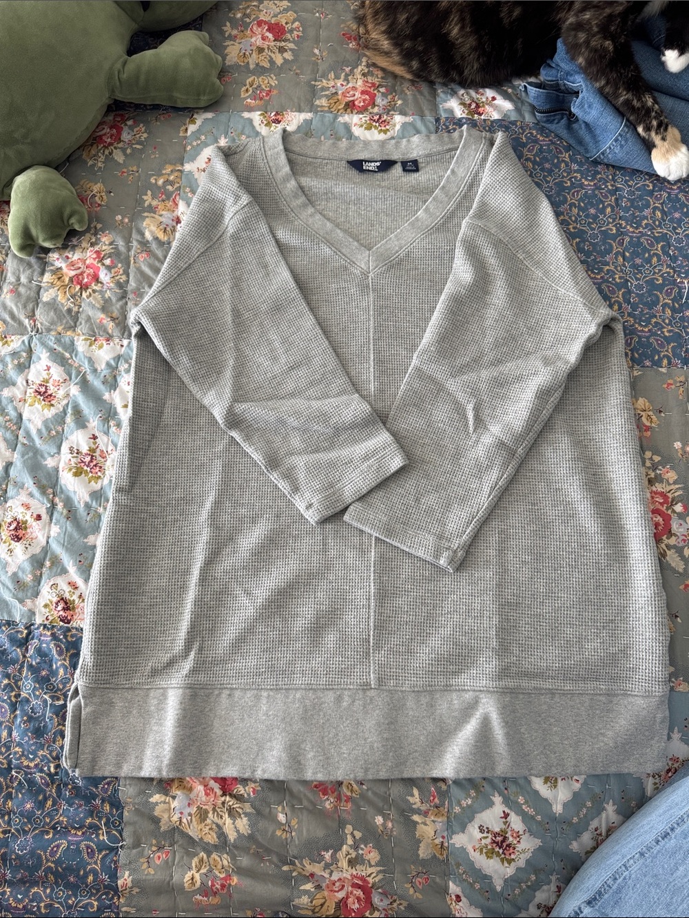 Lands' End Women's Light Gray V-Neck Waffle-Knit Tunic